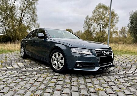 Audi A4 1.8 TFSI Limousine mit LED/Xenon - PDC etc