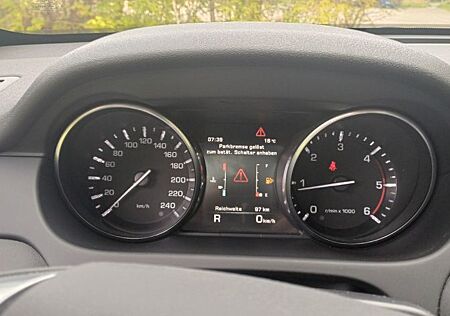 Land Rover Discovery Sport TD4 132kW Automatik 4WD HSE ...