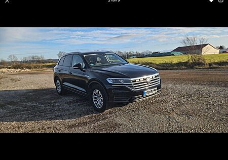 VW Touareg Volkswagen 3.0 V6 TDI AHK Leder