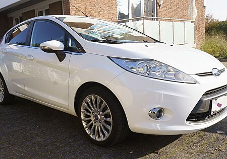 Ford Fiesta 1,4 Titanium Titanium