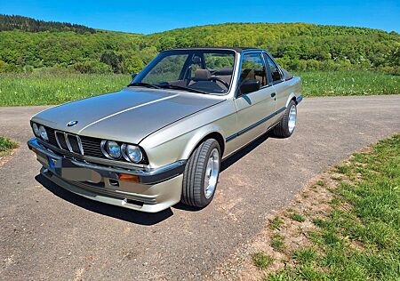 BMW 325