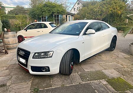 Audi A5 3.0 TDI (DPF) quattro - Coupe S-Line