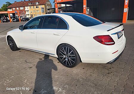 Mercedes-Benz E 220 d Autom. -