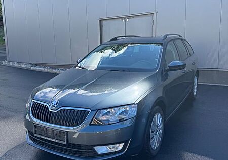 Skoda Octavia Combi Ambition Sitzheizung Tempomat Navi