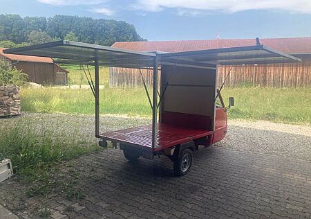 Piaggio APE Rote TM mit soldidem, schönem Kastenaufbau a