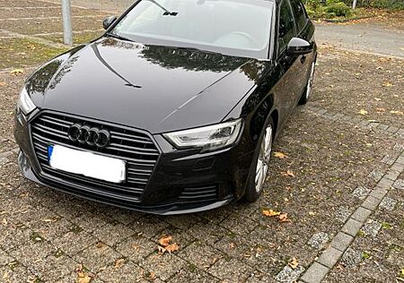 Audi A3 35 TFSI S tronic Sportback S-line ShadowPlus