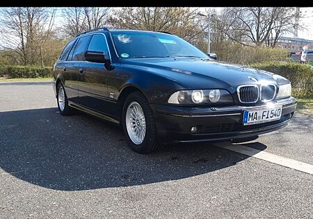 BMW 540i A Exclusive touring Exclusive