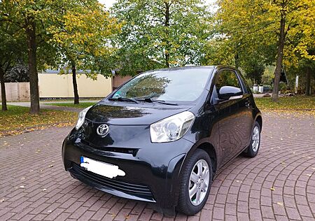 Toyota iQ + 1,0-l-VVT-i +