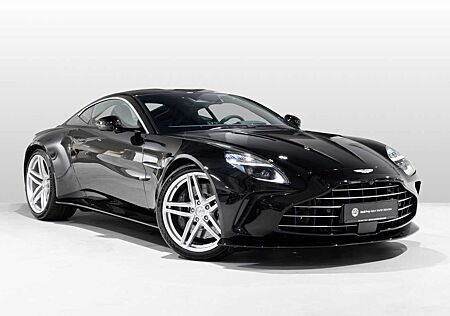 Aston Martin Vantage Jet Black
