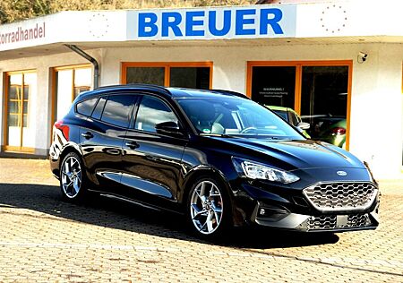 Ford Focus ST Performance Navi Recaro LED