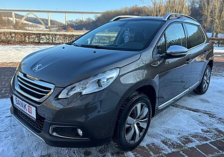 Peugeot 2008 Allure *1.Hand*PDC*Navi*Sitzh*TÜV 03.2026*
