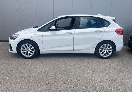 BMW 2er 225xe*NAVI*PDC*AUTOMATIC*LED*DAB