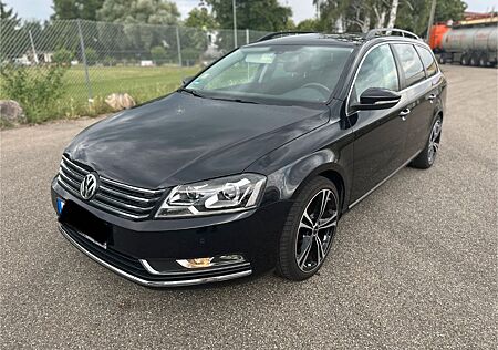 VW Passat Variant Volkswagen Comfortline BlueMotion TÜV+KETTE NEU Scheckheft