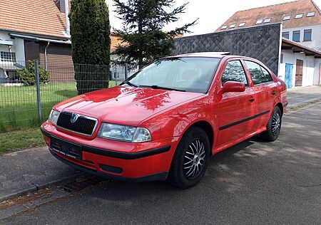 Skoda Octavia 2.0 Klima, Sitzheizung, AHK, TÜV neu