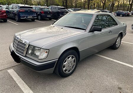 Mercedes-Benz 230 230CE*Automatik*Schiebedach*Scheckheft*2.Hd*