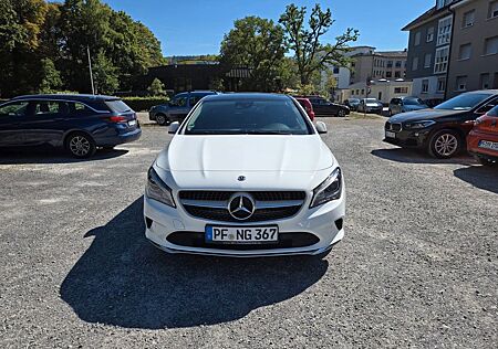 Mercedes-Benz CLA 220 Shooting Brake CLA 220 d DCT Shootin...