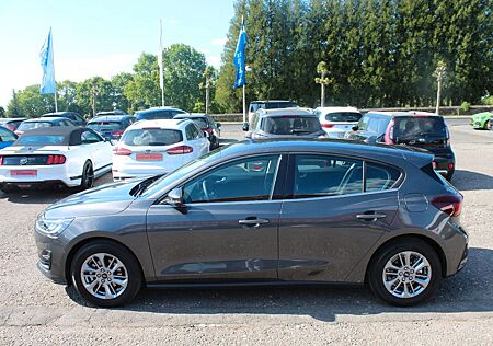 Ford Focus Lim. 1.0 Ecob. Titanium*ACC*KAMERA
