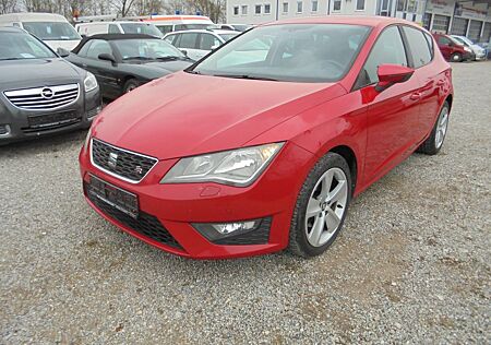 Seat Leon FR 2.0 TDI DSG ~ Navi ~ Teilleder ~