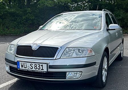Skoda Octavia Combi 1.9 TDI PD DSG Classic Classic