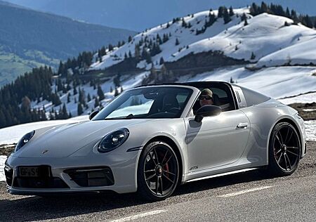 Porsche 992 Targa 4 GTS 911 Garantie 06/27 NP 207k