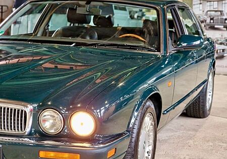 Jaguar XJ XJ40 Sovereign X300 bald Oldtimer PROJEKT