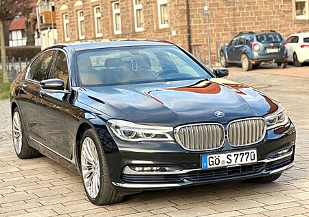 BMW 730 Baureihe 7 Lim d X Drive 1 Hand Euro 6