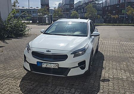 Kia XCeed 1.6 CRDi 48V DCT +Vision+Automatik+Navi+