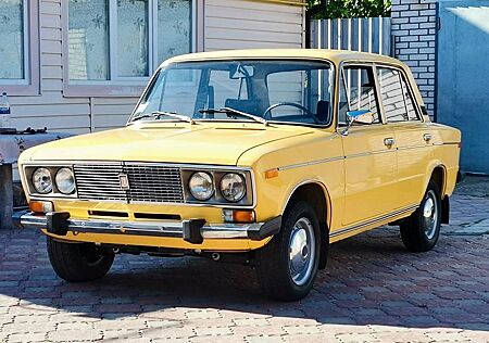 Lada 2106 (1983)