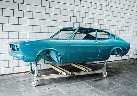 Audi 100 S Coupé | Over Complete Project | German Deliver