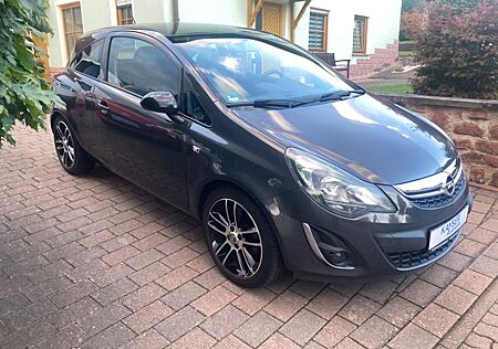 Opel Corsa D Color Edition, SHZ,LHZ, PDC"