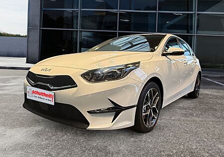 Kia Cee'd Ceed 1.5 T-GDI (48V Mild-Hybrid) DCT7 Ultimate E