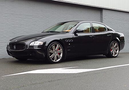 Maserati Quattroporte 4.2L V8 ZF-Automatic Sport GTS