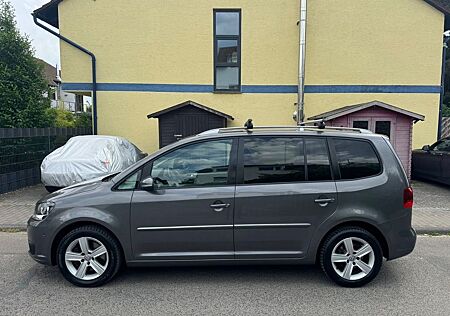 VW Touran Volkswagen 2.0 TDI DSG Highline 7.Sitzer