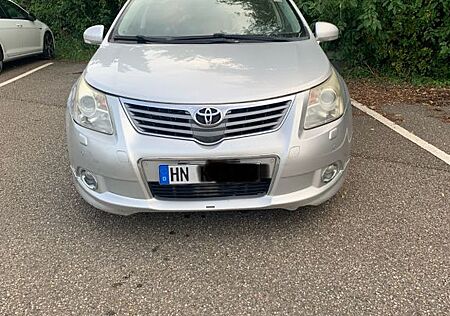 Toyota Avensis Combi TEC-Edition 2.2 D-4D Automatik...