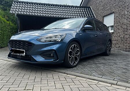 Ford Focus *ST-Line Paket 3* *PANO* *B&O Soundsystem* AHK
