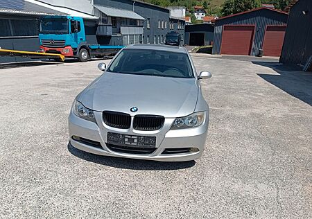 BMW 320i 320 Baureihe 3 Lim.