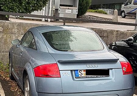 Audi TT Coupe 1.8T 110 kW -
