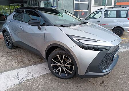 Toyota C-HR Hybrid 2.0 Team Deutschland + Technik-Paket