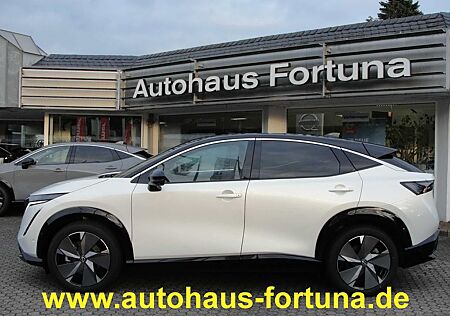 Nissan Ariya gebraucht kaufen Nissan Ariya Evolve Pack 87 kwh Glasdach 20-Zoll HUD