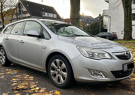 Opel Astra Sports Tourer 1.7 CDTI eco Design 81 S...