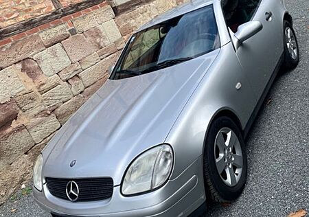 Mercedes-Benz SLK 200 -