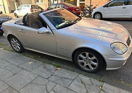 Mercedes-Benz SLK 200 KOMPRESSOR -