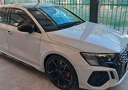 Audi RS3 Sportback QUATTRO|MATRIX-LED|PANO|B&O|NAVI