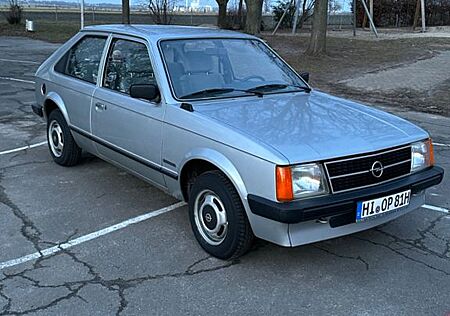 Opel Kadett 1,3N Berlina