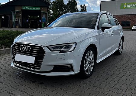 Audi A3 40 TFSI e S tronic Sportback