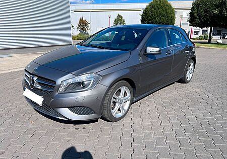 Mercedes-Benz A 180 CDI BlueEFFICIENCY Style DCT Style
