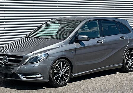 Mercedes-Benz B 180 CDI/ALLES NEU/1 HAND/NEUE MODELL