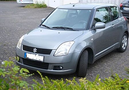 Suzuki Swift EZ 2007 Unfallfrei TÜV bis 10/26