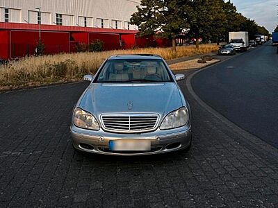Mercedes-Benz S 320 - W220