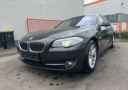 BMW 525 525dBaureihe 5 Touring Panorama Navi Xenon Aut.